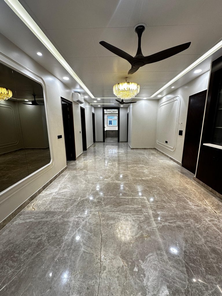 4 BHK Independent Floor for Sale in Uppal Southend, Sector-48 Gurgaon