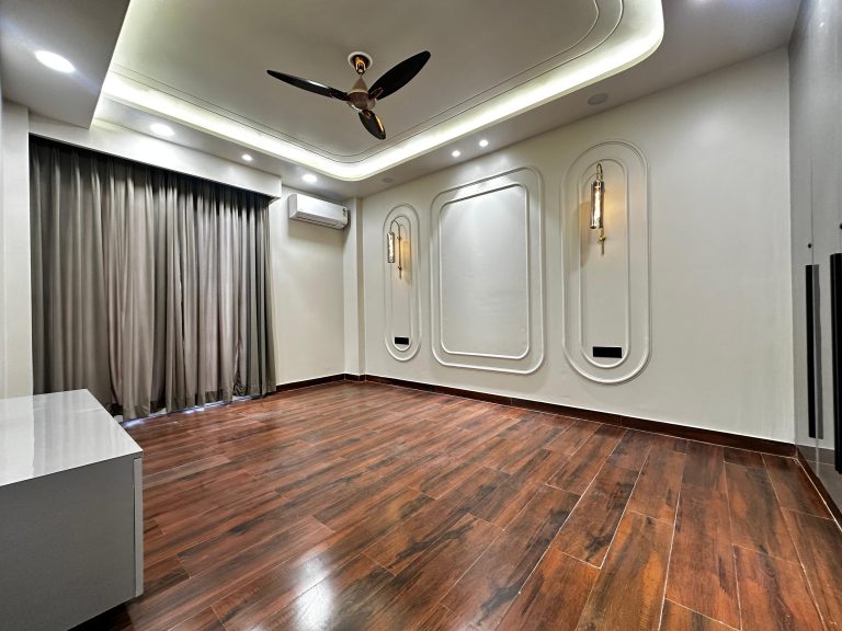 4 BHK Independent Floor for Sale in Uppal Southend, Sector-48 Gurgaon