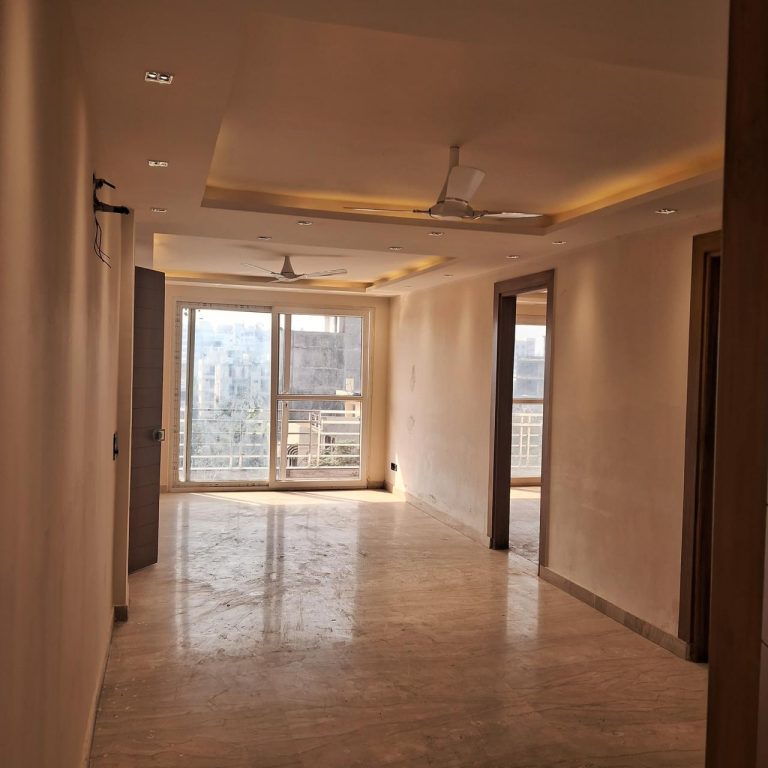 4 BHK 4th Floor with Room Rights for Sale in Sector 45 Gurgaon