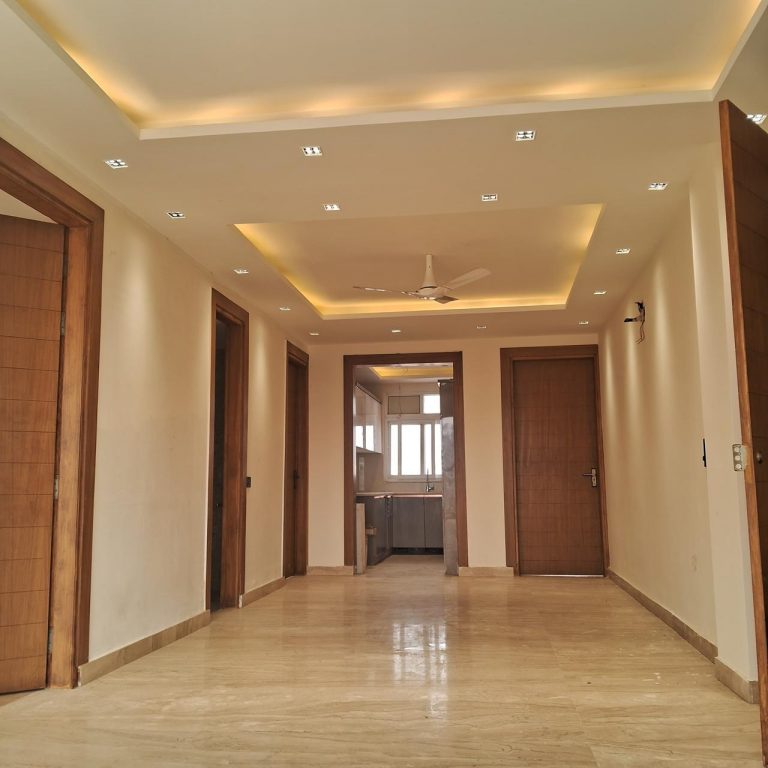 4 BHK 4th Floor with Room Rights for Sale in Sector 45 Gurgaon