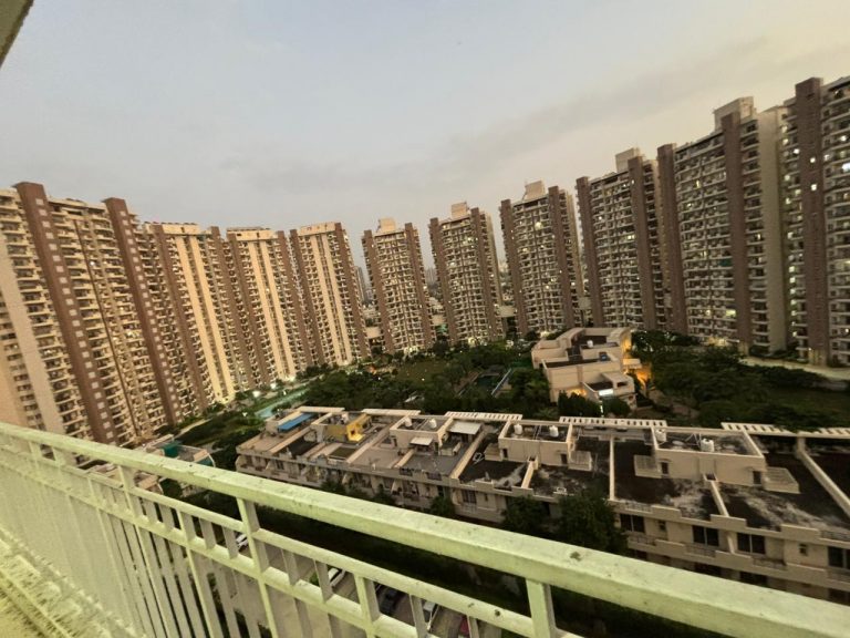 Luxurious 5BHK Apartment for Sale in Sector 82, Gurgaon – Mapsko Royaleville (Grand Tower)