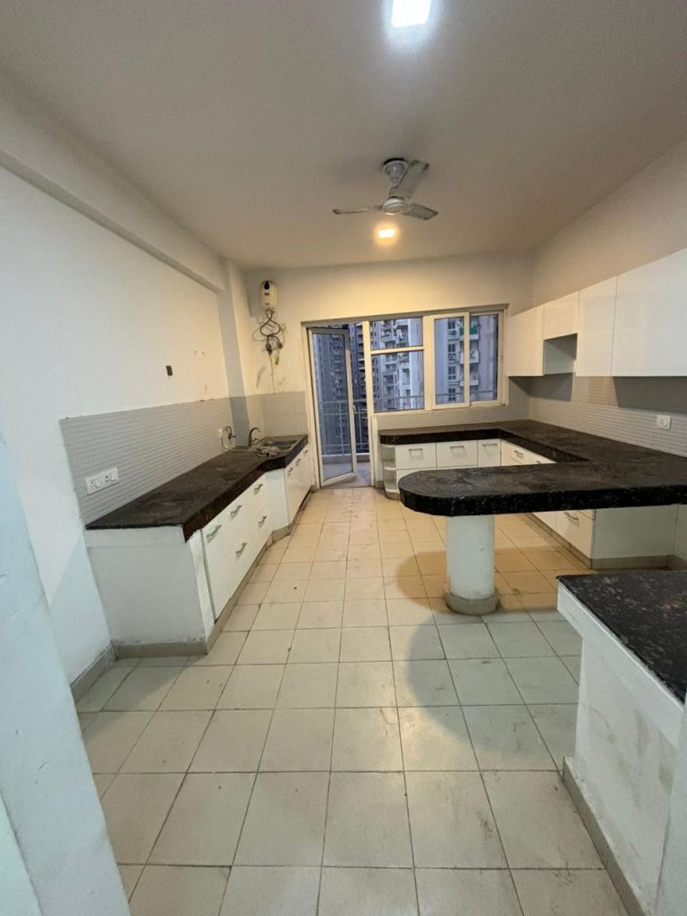 Luxurious 5BHK Apartment for Sale in Sector 82, Gurgaon – Mapsko Royaleville (Grand Tower)