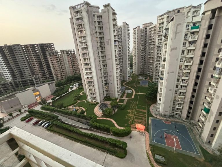 Luxurious 5BHK Apartment for Sale in Sector 82, Gurgaon – Mapsko Royaleville (Grand Tower)